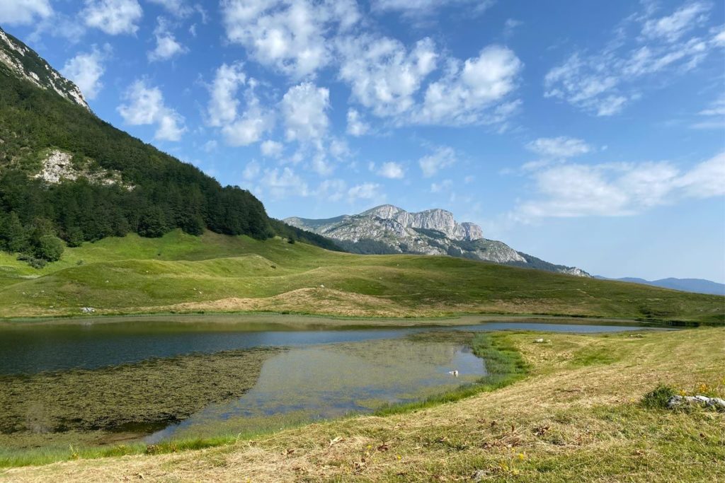 Jugovo jezero - jezera na Zelengori