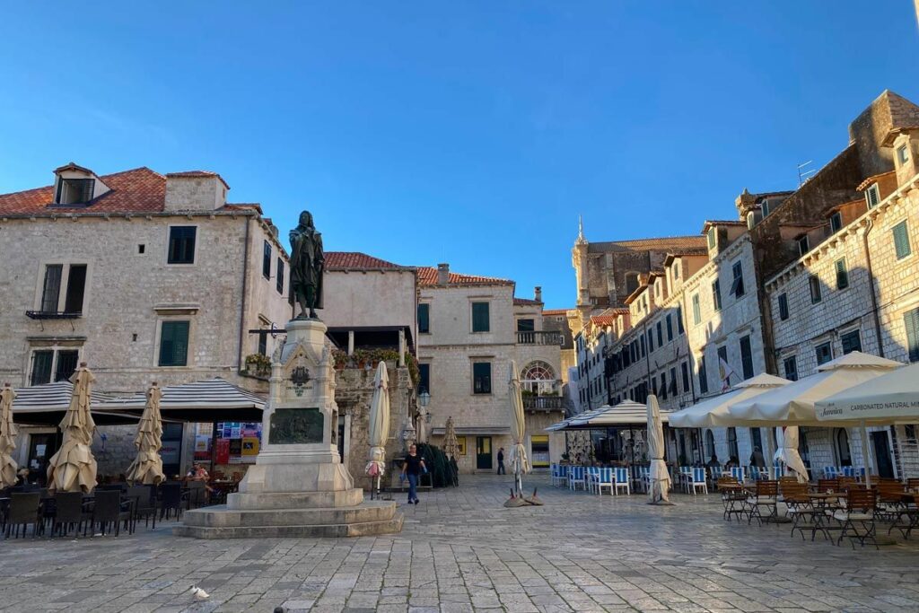 Gundulićev trg- Dubrovnik u jednom danu