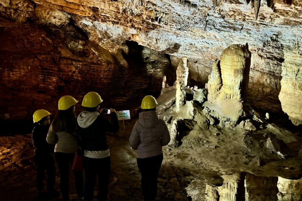 Pećina Vjetrenica - šta obići u okolini Trebinja